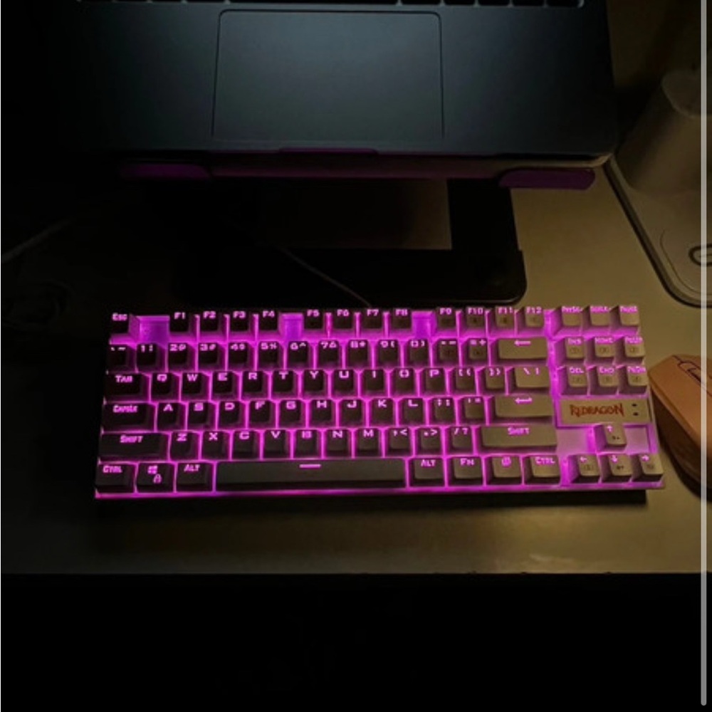 18 Light Modes Mechanical Keyboard 87 Keys K552P